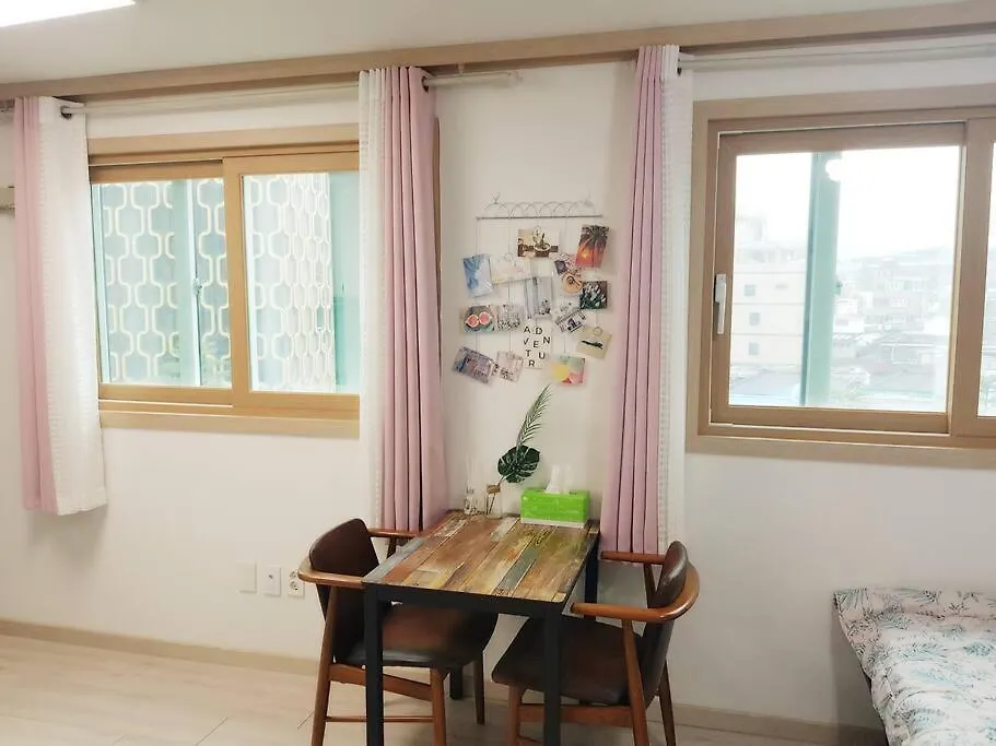 Sweet Stay Seoul Apartment