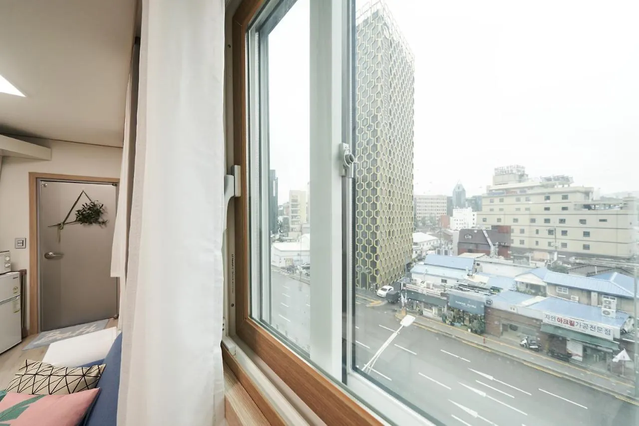 Sweet Stay Seoul Apartment