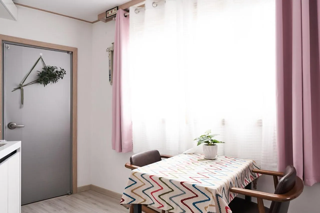 Sweet Stay Seoul
